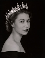 Her Royal Majesty Queen Elizabeth II Portrait Picture Photo Print 11