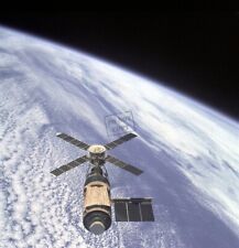 Skylab Orbital Workshop in Earth orbit Skylab 12X12 PHOTOGRAPH picture
