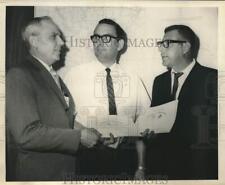 1970 Press Photo Col. Frank Speiss, Robert V. Nunez, Jr., Angelo Glorioso, Jr. picture