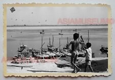 1940s Goa Boat Ship Sea Children Boys Play Kite Pier Vintage INDIA Photo #1123 picture