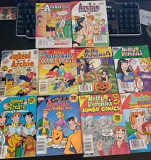 Lot of 10 Archie Comics Random Archie/Betty and Veronica/Jughead/Digest Double picture