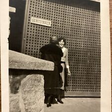1910s-1920s Women Ladies Laughing Men’s Bathroom Sign Original Photo P11f14 picture