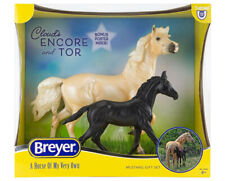 BREYER CLOUD'S ENCORE & TOR MUSTANG GIFT SET + BONUS POSTER #1840 MODEL HORSE picture