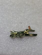 B-17 FLYING FORTRESS WW2 LAPEL PIN BOMBER US ARMY AIR CORPS ENAMEL CLUTCH BACK picture