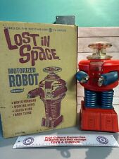 Vintage 1966 Remco Lost In Space Motorized Robot Complete In The Box Works picture