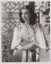 HOLLYWOOD BEAUTY VIVIEN LEIGH STYLISH POSE STUNNING PORTRAIT 1950s Photo 536 picture