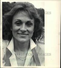 1988 Press Photo Mary Basta, Of The Chocolate Swan - mja45303 picture
