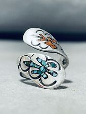 FANTASTIC VINTAGE NAVAJO TURQUOISE CORAL CHIP INLAY STERLING SILVER WRAP RING picture