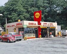 1970s SHELL GAS STATION PHOTO  (201-y) picture