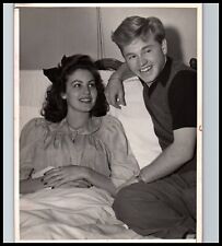 AVA GARDNER 1942 MICKEY ROONEY LOVELY COUPLE HOLLYWOOD PORTRAIT Photo 278 picture