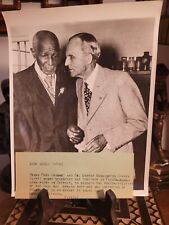 Vintage 1942 Press Photo Of Henry Ford And Dr George Washington In Detroit By... picture