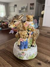 Vintage Heritage Mint First Love Rotating Music Box Figurine. Works. Pre-owned  picture