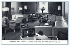 c1940's Corner of Men's Lounge Hotel Cataract Sioux Falls SD Postcard picture