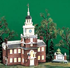 Department 56 INDEPENDENCE HALL set of 2 (lit) Americana USA  #55500 NRFB sealed picture