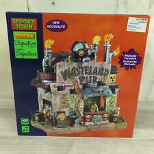 Lemax Spooky Town 2018 Wasteland Pub Halloween #85305 Signature Collection picture