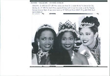 Miss World 1993 winner Lisa Hanna with Jacqueli... - Vintage Photograph 2666800 picture