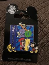 Walt Disney World 2011 Mickey Mouse and Friends Pin picture
