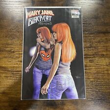 MARY JANE & BLACK CAT BEYOND #1 * NM+ * MARCO TURINI EXCLUSIVE TRADE VARIANT 🔥 picture