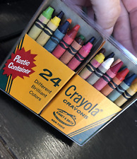 Vintage Crayola Crayons 24 CT in Original Plastic Container HTF  Binney & Smith  picture