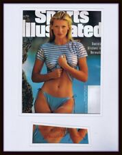 Daniela Pestova Signed Framed 1995 Sports Illustrated Swimsuit Cover JSA  picture