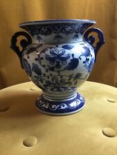 Large Blue on White Flowers Urn Vase PreOwned Porcelain Excellent picture