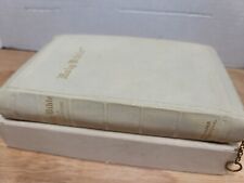 VINTAGE HOLY BIBLE ILLUSTRATED SELF-PRONOUNCING EDITION KJV WHITE ZIPPERED CASE  picture