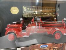 Yat Ming,Road Signature Series, 1938 FORD Fire Engine 1:24 Scale, Die Cast Metal picture