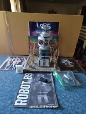 Moebius Lost In Space Robot #939 Assembled With Lights & Sounds 13 Inches Tall picture