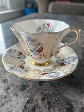 ULTRA LUXURY RARE Queen anne bone china teacup england, GOLD ROSES picture