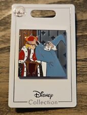DISNEY Parks PIN TRADING - MERLIN and WART - NEW picture