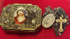 † VINTAGE ECCE HOMO BUBBLE GOLD TONED CASE W/ CLEAR RHINESTONES & TINY ROSARY † picture