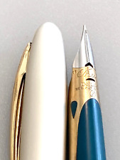 Japanese  Crest vintage  fountain pen   with  ink sack from Japan picture