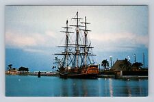 St Petersburg FL-Florida, Municipal Pier, MGM's Bounty Exhibit Vintage Postcard picture