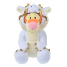 Disney Store 2024 New year Winnie the pooh Tigger small plush 6inches disneyland picture