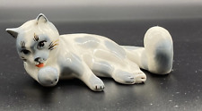 Statue Porcelain Siberian Cat White Beautiful Figurine Ornate Vintage Carved Art picture