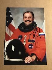Yuri Usachov, Russia 🇷🇺 Cosmonaut 4 Space Flights hand signed 4x6 picture