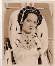 MERLE OBERON STYLISH POSE STUNNING PORTRAIT GOWN FANCY 1930s ORIG Photo 33 picture
