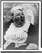 Photograph,women,obesity,people,body type,yelling,New York,NY,Paul Strand,1917 picture