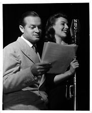 Paulette Goddard Bob Hope  Bob's Weekly Broadcast Candid 1942 Stamped Rare Photo picture