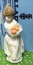 LLADRO  4841 Girl from Valencia Retired Mint Condition Original Blue Box picture