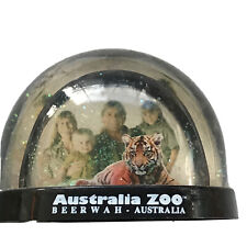 AUSTRALIA Snow Globe Australia Zoo Steve Irwin Family Photo Souvenir Rare picture