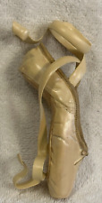 Just the Right Shoe by Raine 1998 En Pointe #25006 Ballet Slipper Figurine VTG picture