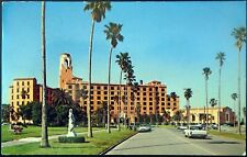 The Vinoy Park Hotel Overlooking Picturesque Tampa Bay, St. Petersburg, FL picture