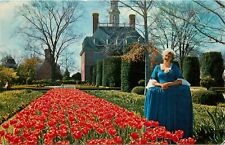 Governor Palace Williamsburg  Virginia VA garden colonial woman pm 1962 Postcard picture