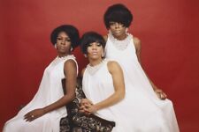 THE SUPREMES DIANA ROSS AND MOTOWN LEGENDS IN WHITE 24x36 inch Poster picture
