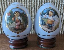 Hummel Eggs Danbury Mint 1993 Two Eggs The Postman & Merry Wanderer Wood Stands picture