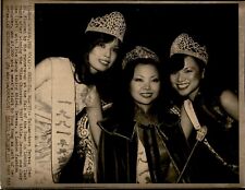 LD348 1981 Wire Photo MISS CHINATOWN ORIENTAL BEAUTY TERESA CHEN J. SAM I. LEUNG picture