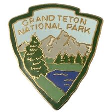 Vintage Grand Teton National Park Scenic Arrowhead Travel Souvenir Pin picture