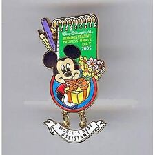 Administrative Professionals Day 2005 - Mickey Mouse LE 1500 Disney Pin VHTF picture