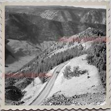 50s YELLOWSTONE NATIONAL PARK WYOMING IMOUNTAIN ROAD PARK VINTAGE USA Photo 9154 picture